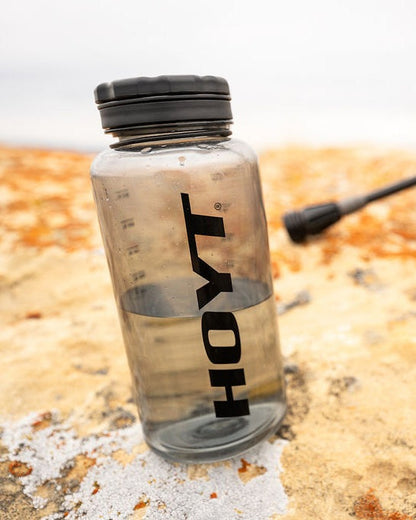 Hoyt Rainmaker 34 oz. water bottle